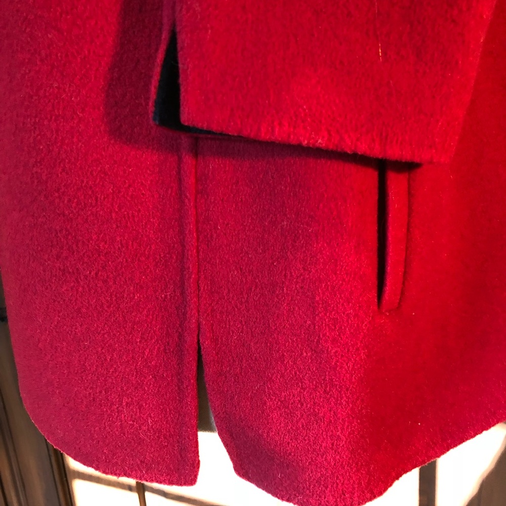 Red jacket - Picture 3 of 3